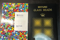 チェコ産シードビーズとヴェネチア産シードビーズ