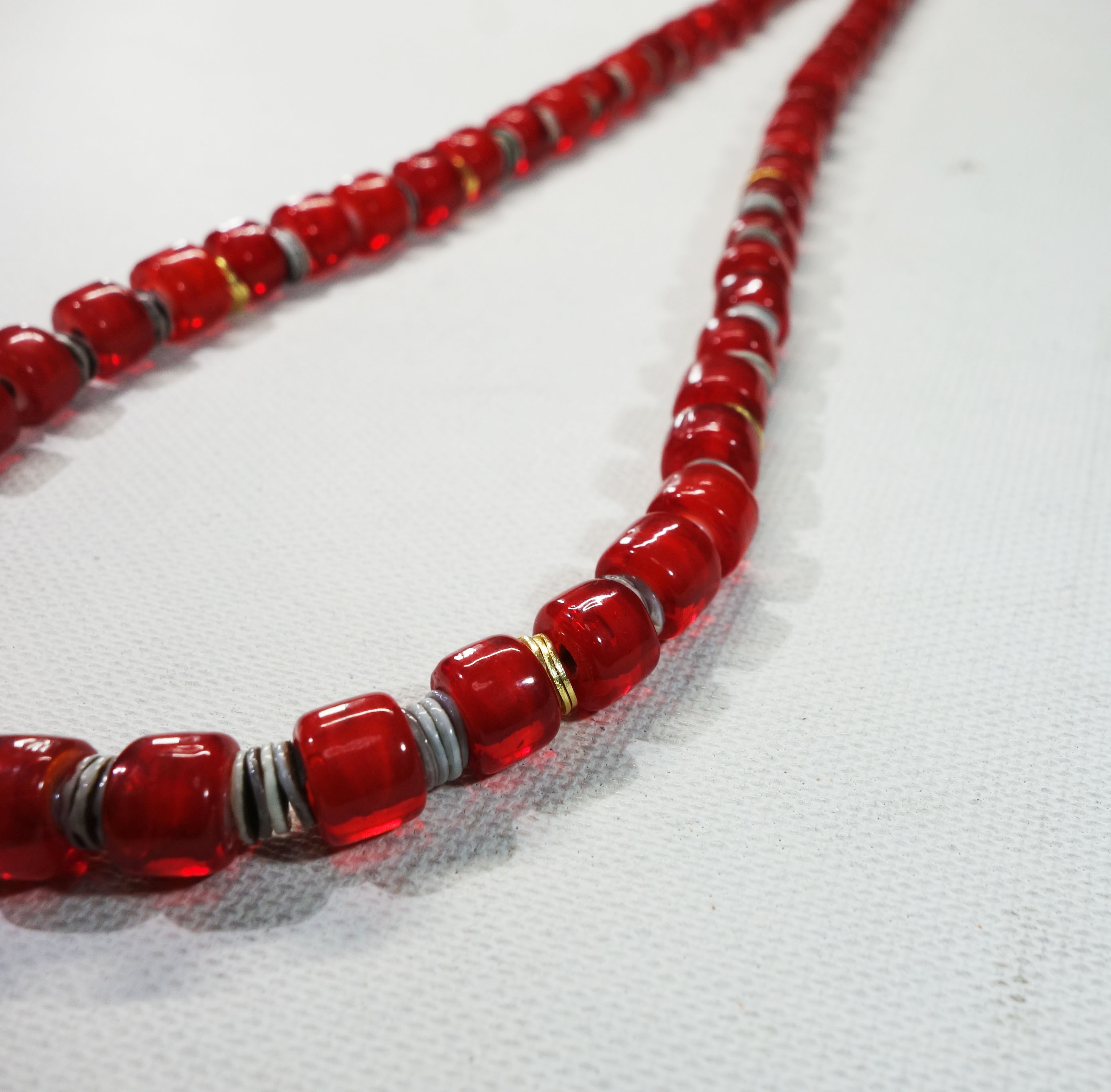 アンティークホワイトハート｜AKASHIC TREE