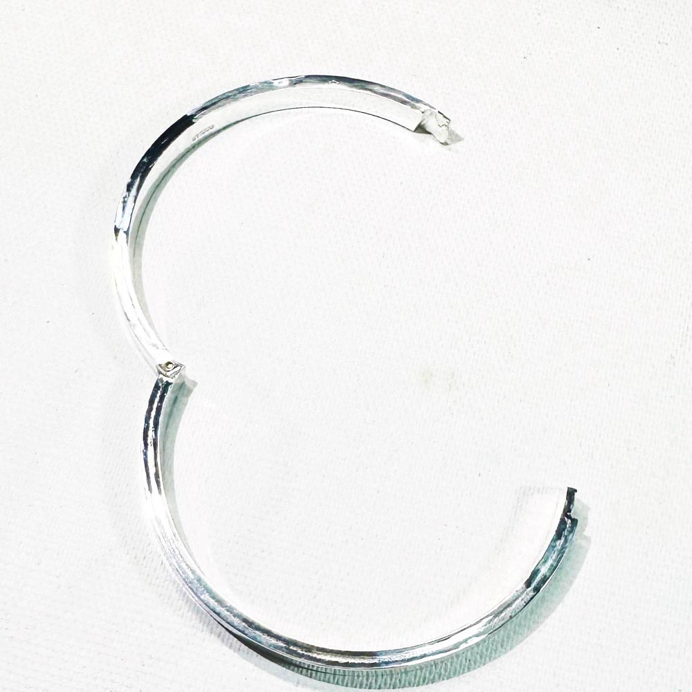 純銀製バングル Twist Bangle【Silver925 LINE】（Silver） | WIZBLE