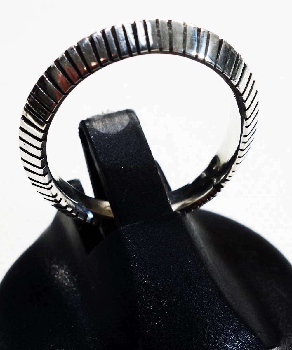 SV1000 TRIANGLE RING (純銀製トライアングルリング)|COLOR SV1000 TRIANGLE RING (純銀製トライアングルリング)|COLOR