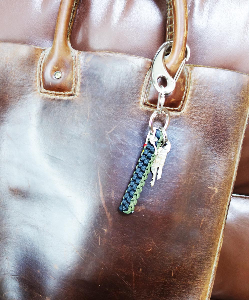 　Paracord Key Chain （カナビラ付きパラコードキーチェーン）⑥9