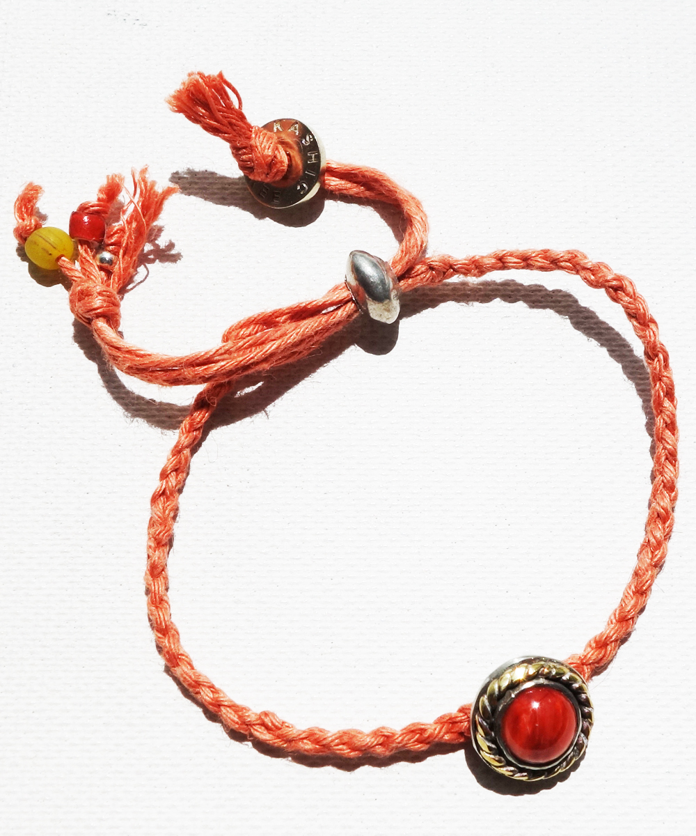 SPINY OYSTER SHELL HEMP BRACELET（スパイニーオイスターシェル麻紐編み込みブレス）
