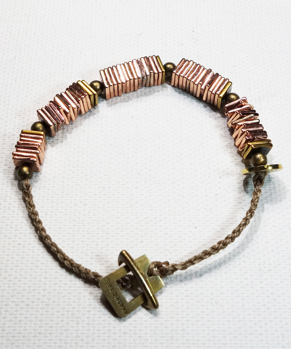 HEMATITE BRACELET（ヘマタイトブレスレット）